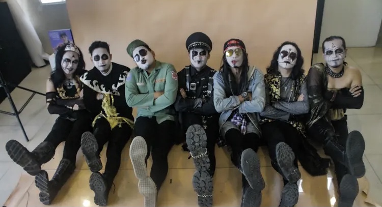 Kuburan Band Hadir Kembali Dengan Personil Baru